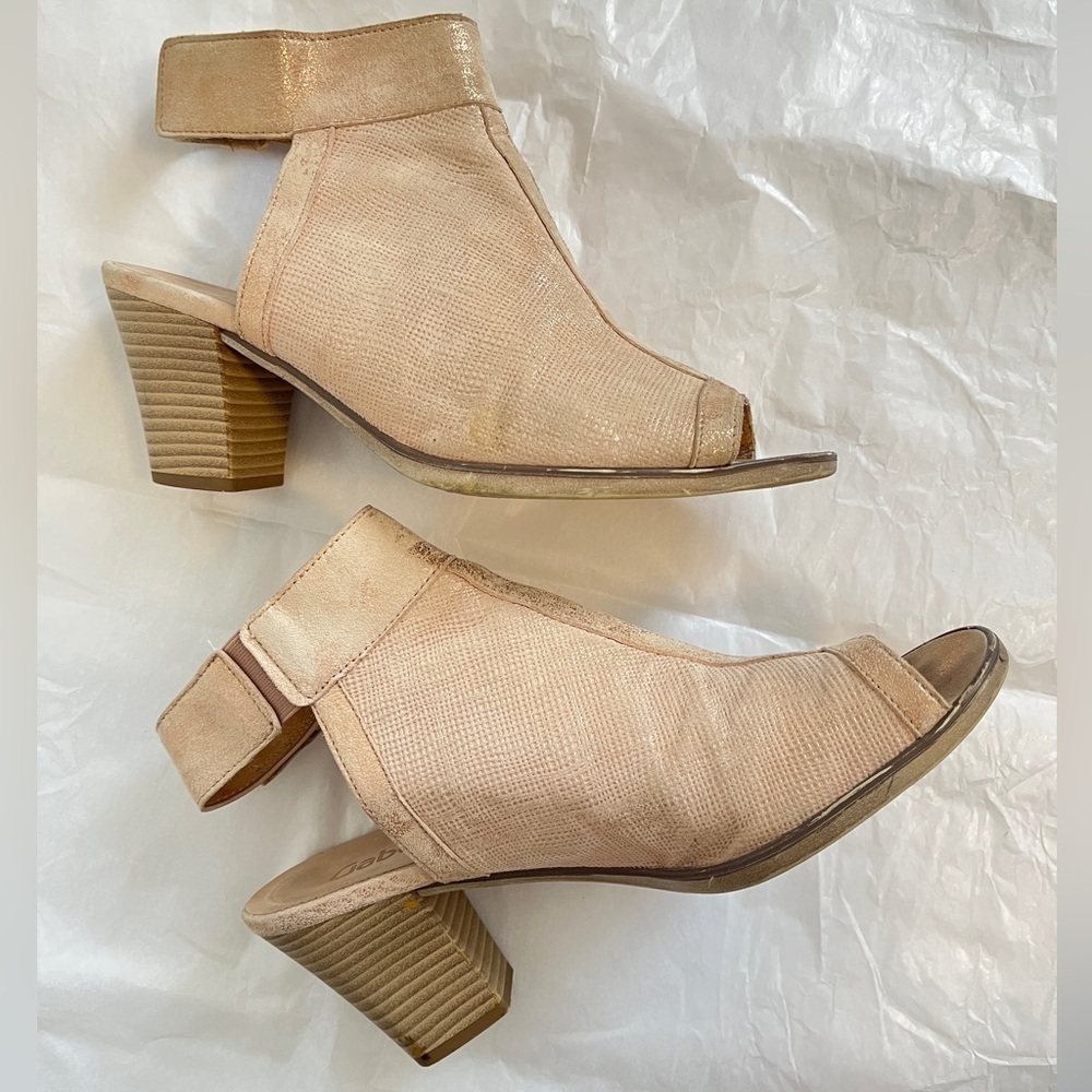 HOST PICK 🌸 Gabor Women's Pink Leather Peep-Toe Block Heel Sandals, Size 8